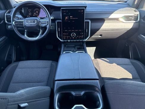 Used 2025 GMC Acadia Elevation FWD image 13