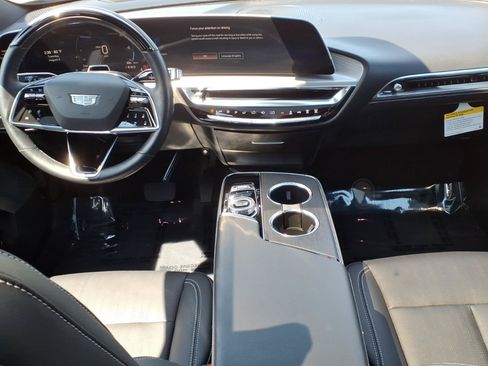Certified 2024 Cadillac Lyriq Luxury w/ LPO, Floor Liner Package AWD/4WD image 20