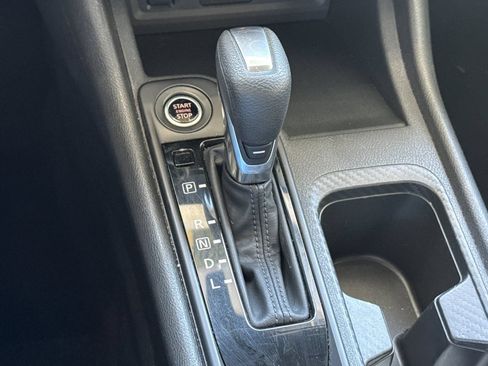 Used 2024 Nissan Sentra S FWD image 28