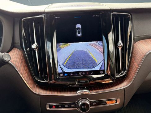 Certified 2023 Volvo XC60 B5 Ultimate w/ Protection Package Premier image 31