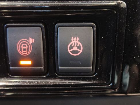 Certified 2024 Nissan Titan PRO-4X w/ Pro-4x Convenience Package AWD/4WD image 28
