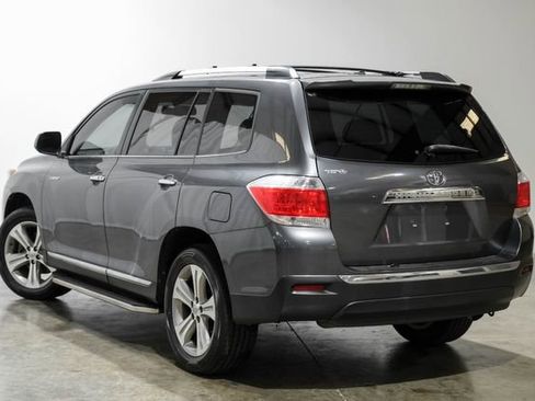 Used 2013 Toyota Highlander Limited image 13