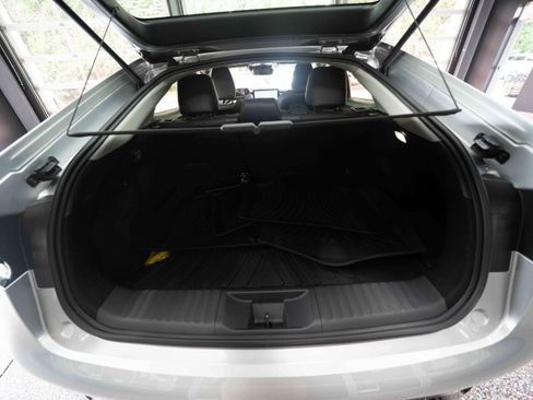 Certified 2026 Toyota Prius Plug-In Hybrid FWD image 28