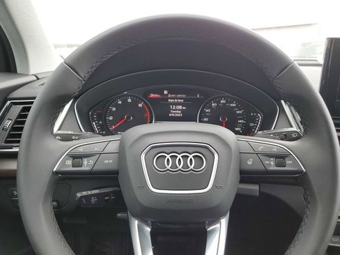 Used 2023 Audi Q5 2.0T Premium w/ Convenience Package image 21