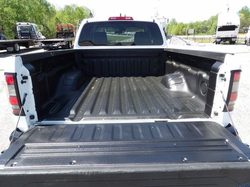 Used 2022 Nissan Frontier S image 48