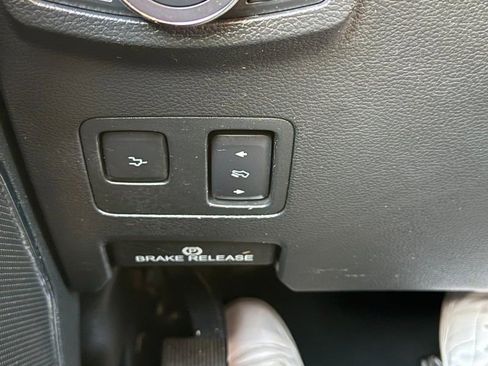 Used 2019 Ford F350 Platinum w/ Platinum Ultimate Package image 18