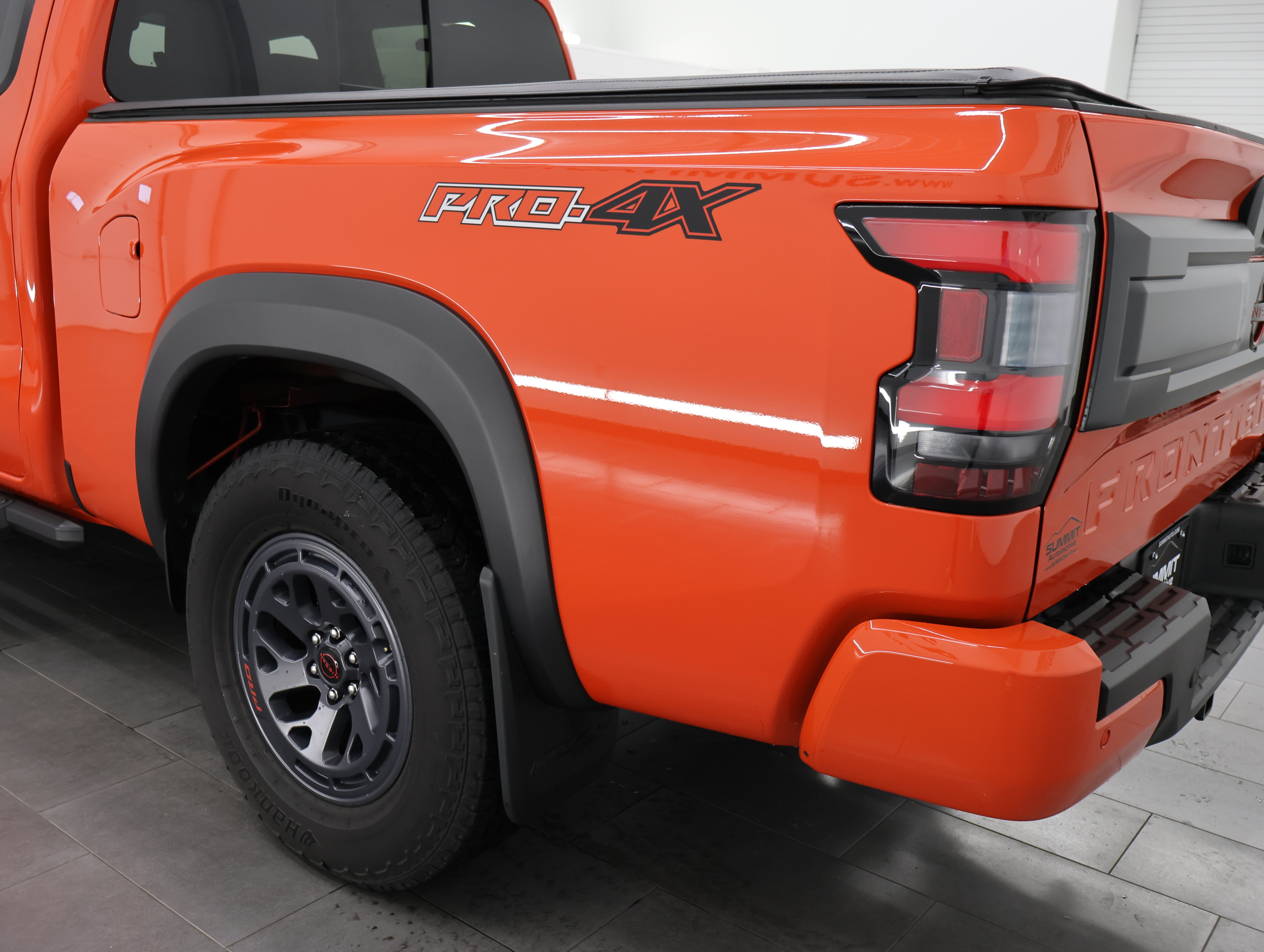 Used 2025 Nissan Frontier PRO-4X AWD/4WD image 29