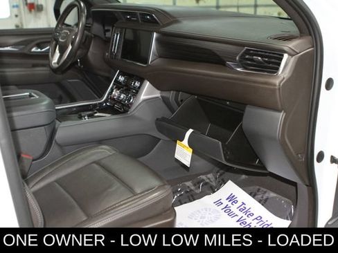 Used 2022 GMC Yukon XL Denali AWD/4WD image 26
