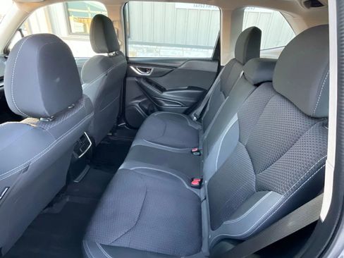 Used 2022 Subaru Forester Premium image 28