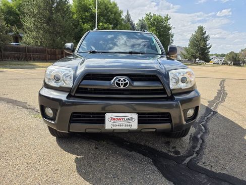 Used 2007 Toyota 4Runner Limited AWD/4WD image 10