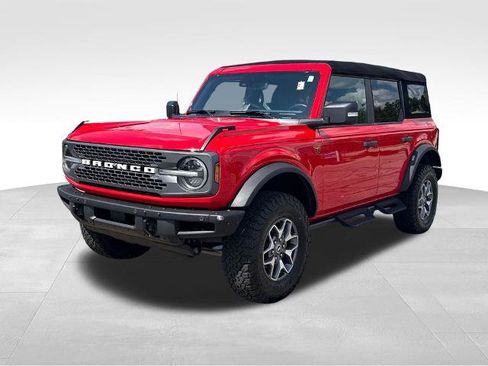 Certified 2024 Ford Bronco Badlands AWD/4WD image 2