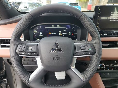 New 2026 Mitsubishi Outlander SEL FWD image 20