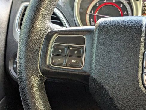 Used 2018 Dodge Journey SE w/ Blacktop Package image 19