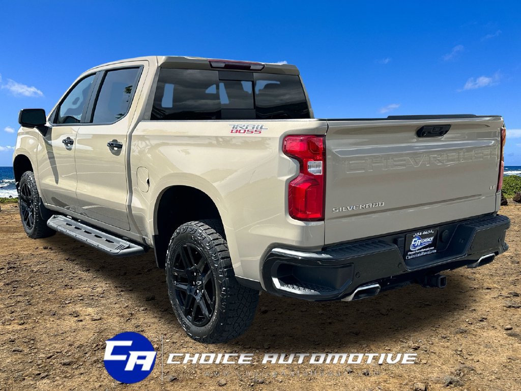 Used 2022 Chevrolet Silverado 1500 LT Trail Boss w/ LT Trail Boss Premium Package AWD/4WD image 5