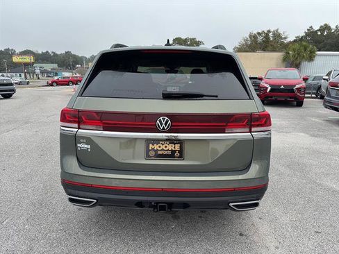 New 2026 Volkswagen Atlas SE FWD image 5