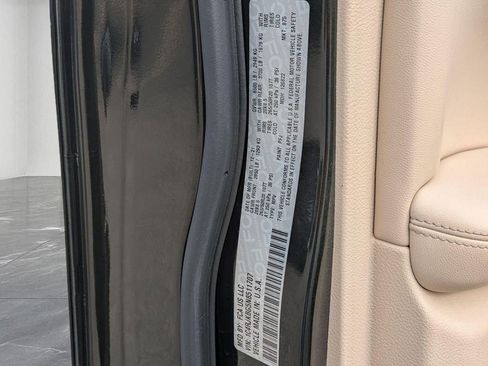 Used 2022 Jeep Grand Cherokee L Limited image 34