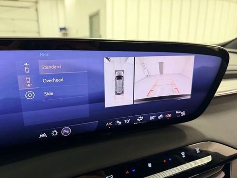 Certified 2025 Buick Enclave Preferred image 14