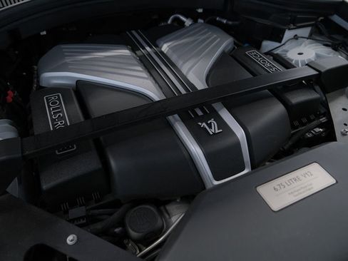 Used 2024 Rolls-Royce Cullinan image 84