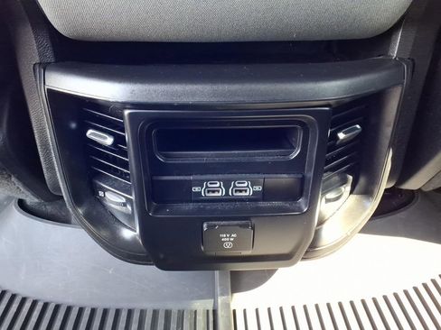 Used 2022 RAM 1500 Big Horn AWD/4WD image 13