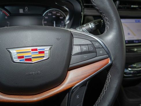 Used 2023 Cadillac XT5 Premium Luxury image 23