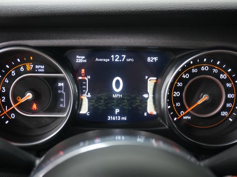 Used 2023 Jeep Gladiator Mojave w/ LED Lighting Group AWD/4WD image 19
