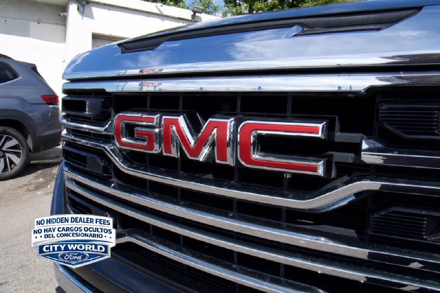 Used 2024 GMC Sierra 1500 SLT w/ SLT Convenience Package AWD/4WD image 8