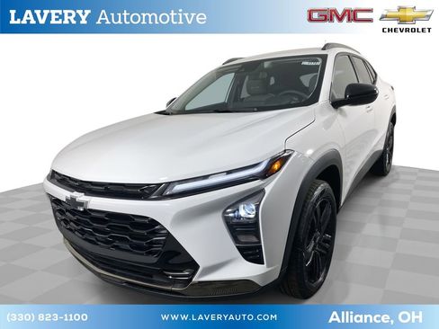 New 2026 Chevrolet Trax ACTIV w/ Sunroof Package image 1