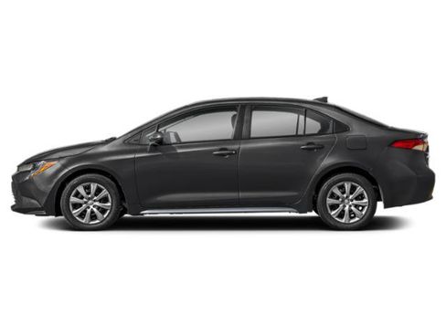 Used 2026 Toyota Corolla LE FWD image 3