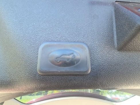 Used 2010 GMC Acadia SLE FWD image 14