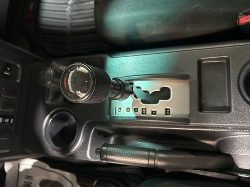 Used 2011 Toyota FJ Cruiser 4WD w/ Trail Teams Special Edition image 28