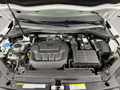 Used 2021 Volkswagen Tiguan SEL w/ 3rd Row Seat Package AWD/4WD image 31