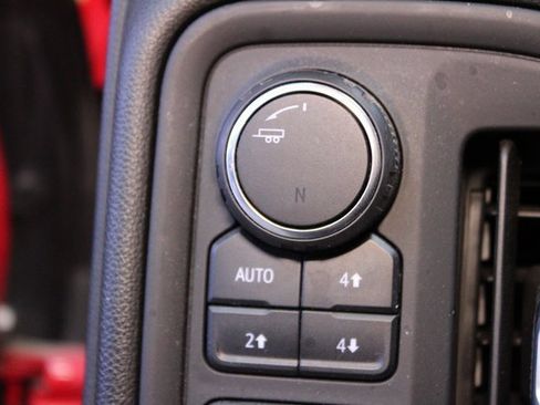 Used 2020 Chevrolet Silverado 1500 Custom Trail Boss image 18