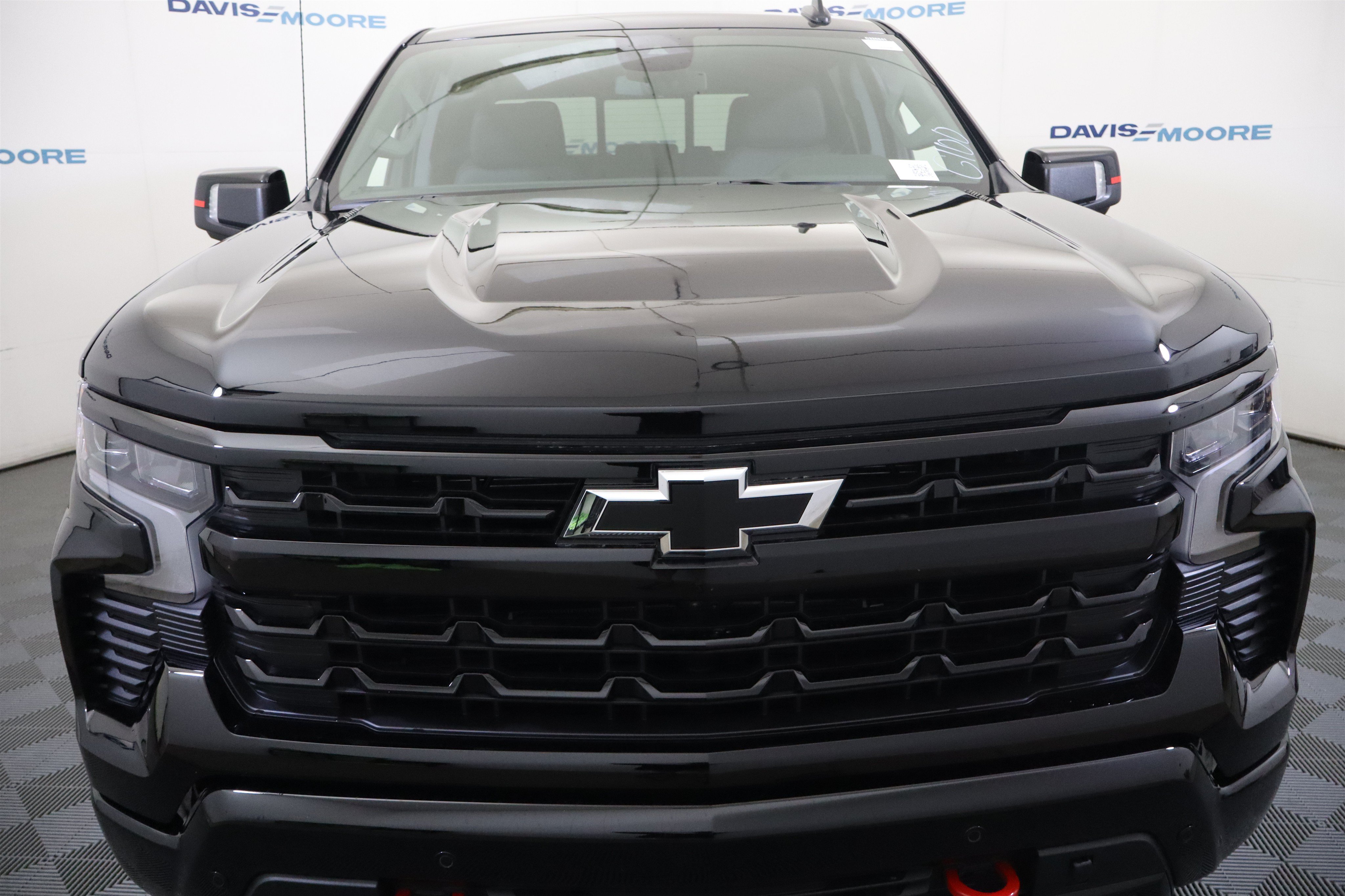 New 2026 Chevrolet Silverado 1500 RST w/ Redline Edition AWD/4WD image 14