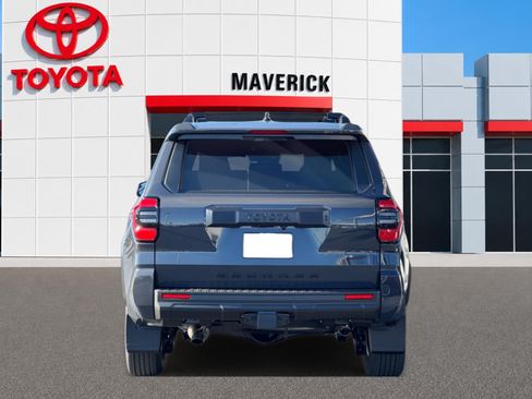 New 2026 Toyota 4Runner SR5 AWD/4WD image 4