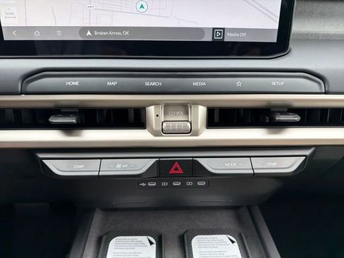 New 2027 Kia Telluride X-Line EX w/ Towing Package image 14