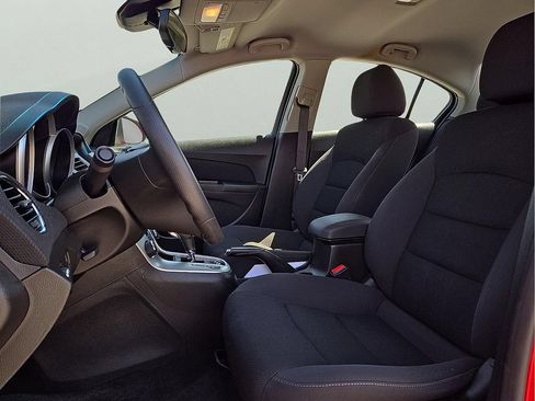 Used 2016 Chevrolet Cruze LT FWD image 13