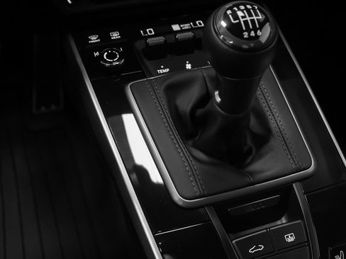 Certified 2024 Porsche 911 Carrera S RWD image 51