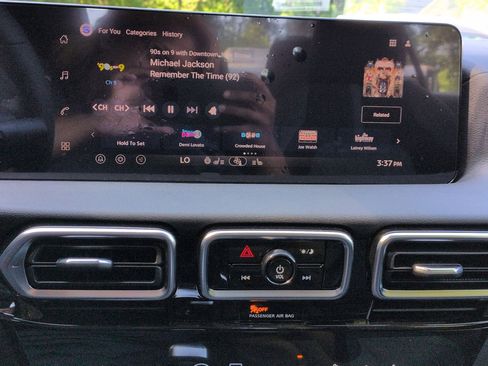 New 2026 Nissan Sentra SV w/ SV Convenience Package FWD image 23