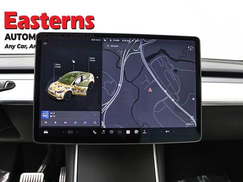 Used 2020 Tesla Model Y Long Range image 12