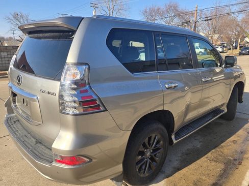 Used 2023 Lexus GX 460 Premium image 8