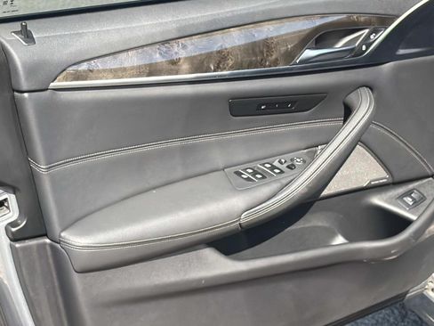 Certified 2023 BMW 530i w/ Premium Package RWD image 14