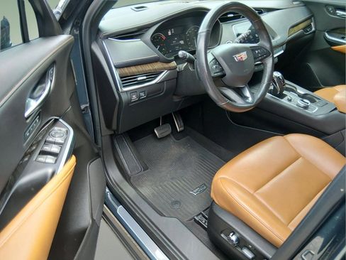 Used 2019 Cadillac XT4 Sport AWD/4WD image 9
