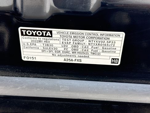 Used 2022 Toyota Camry LE FWD image 19