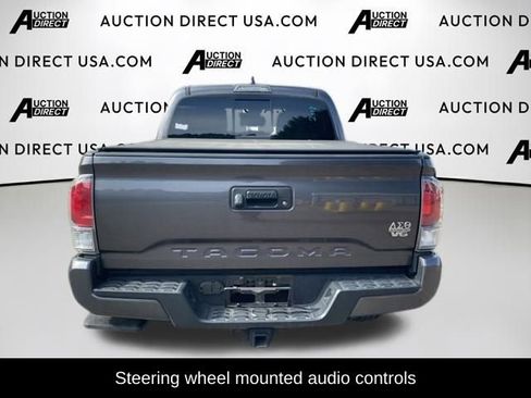 Used 2020 Toyota Tacoma TRD Sport image 8