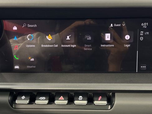 Used 2024 Porsche 911 Carrera S w/ Sport Package image 27