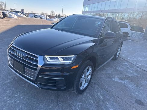 Used 2020 Audi Q5 2.0T Premium Plus w/ Premium Plus Package image 5