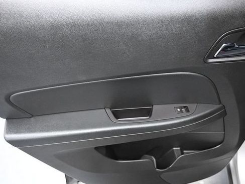 Used 2016 Chevrolet Equinox LT FWD image 19