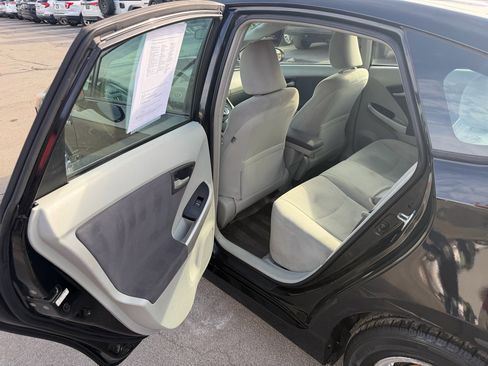 Used 2010 Toyota Prius 5dr HB III (Natl) image 10