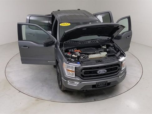 Certified 2022 Ford F150 XLT w/ Equipment Group 301A Mid image 46