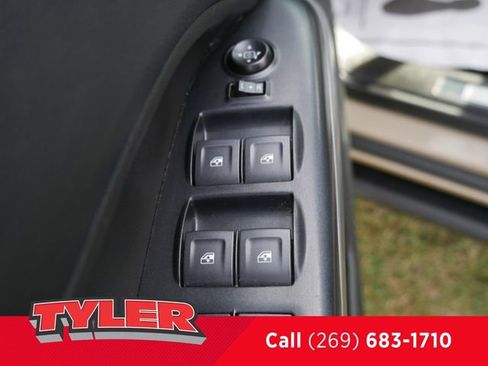 Used 2022 Chevrolet Colorado ZR2 image 19